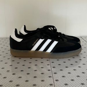 Adidas Velosamba Black Gum Womens US 8